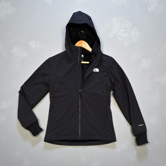 The North Face Shelbe Raschel Faux Fur Lined Hooded Windwall Jacket - Picture 3 of 10